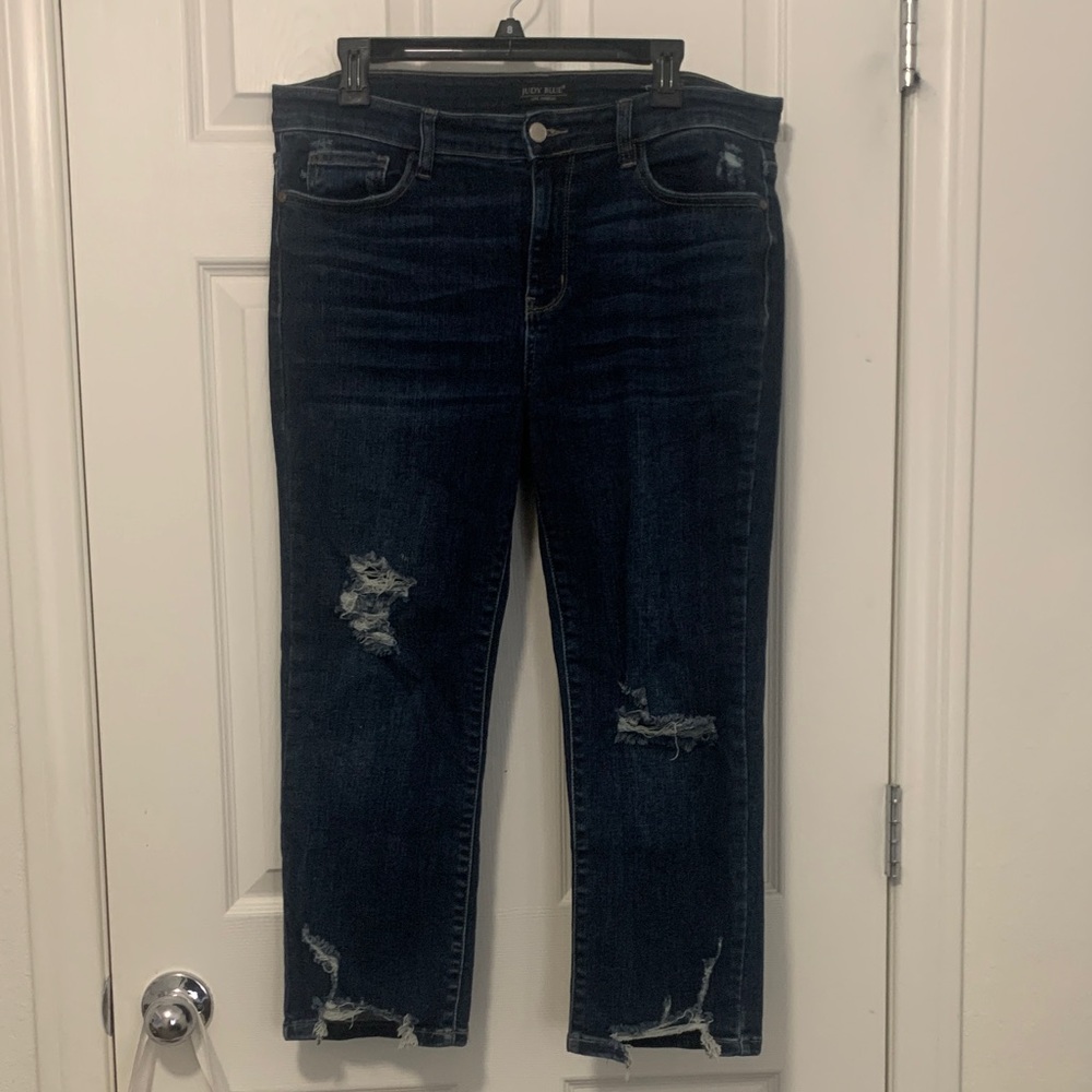 Judy Blue Women's Distressed Cropped Blue Jeans Size 13/31